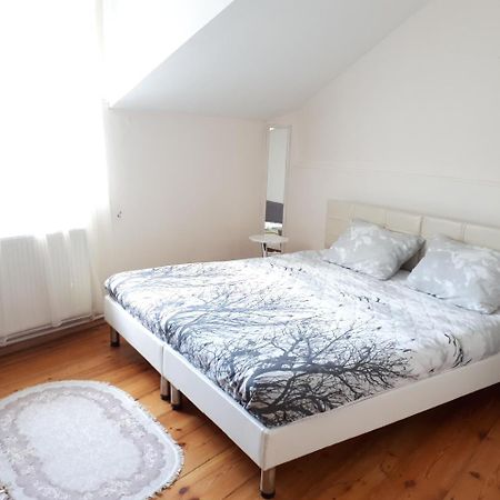 Apartamento Karin House Tiflis Exterior foto