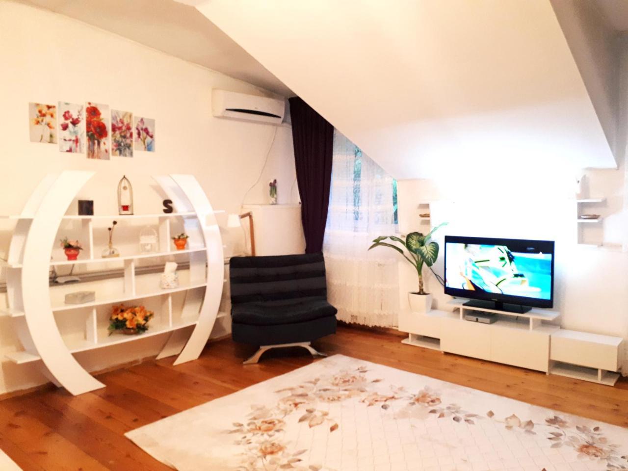 Apartamento Karin House Tiflis Exterior foto