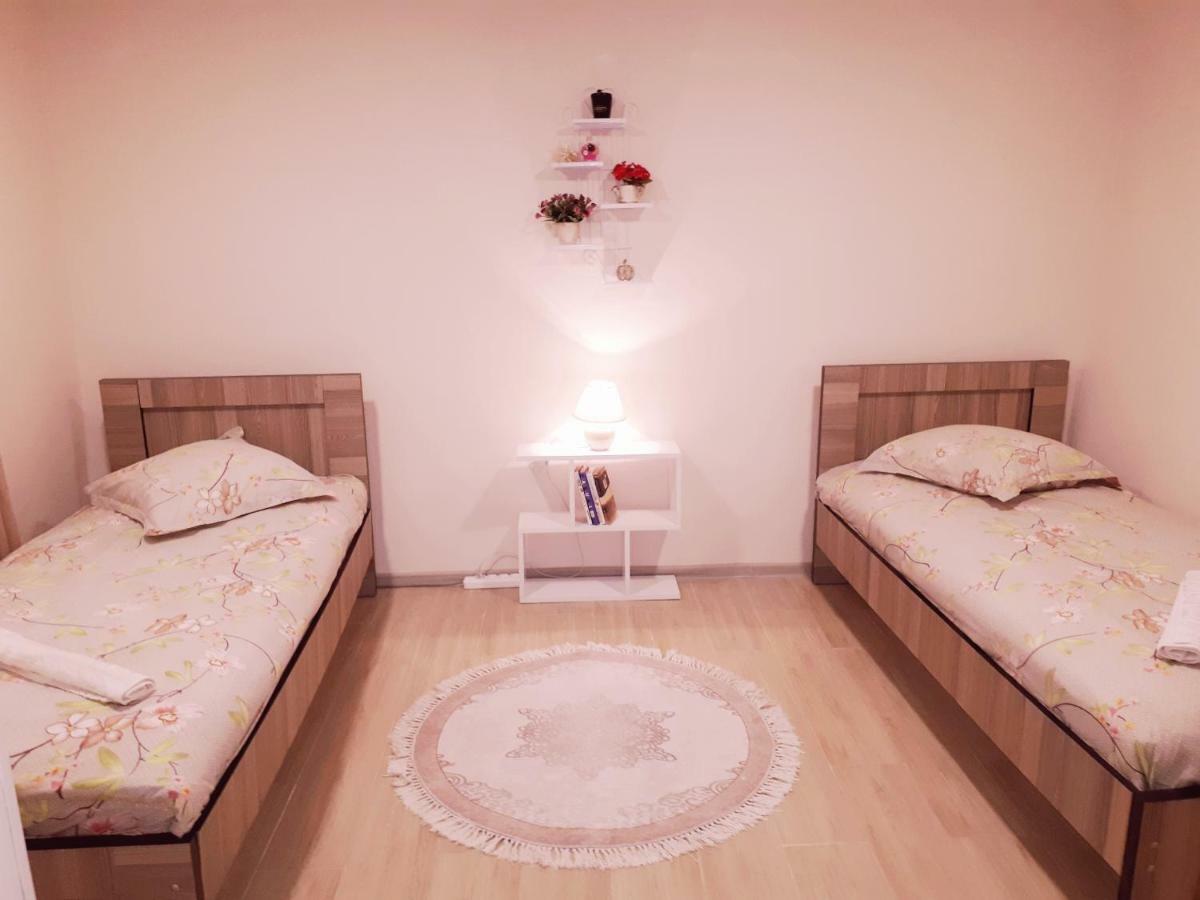 Apartamento Karin House Tiflis Exterior foto